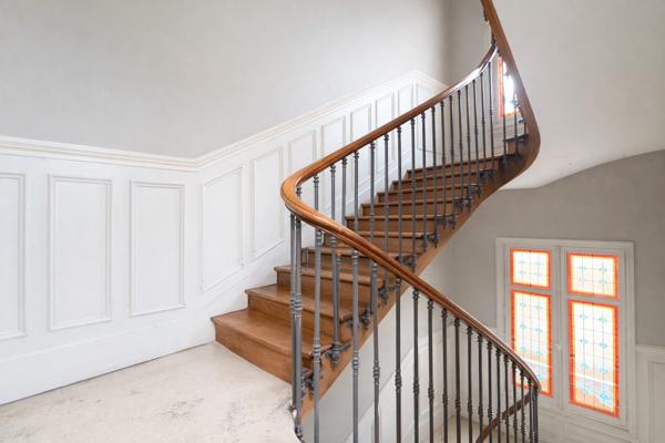 Nancy (54000) Magnifique appartement T6 198 m² – 4 chambres – 2 parkings – Nancy centre