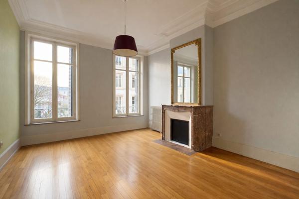 Nancy (54000) Magnifique appartement T6 198 m² – 4 chambres – 2 parkings – Nancy centre