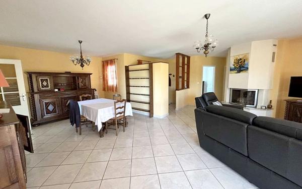 Maison à louer    4 pièces •  Peyrehorade