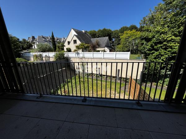 Dinard (35800) Dinard - Duplex T4 de 88 m2 orienté Sud-Ouest. 15mn à pied de la plage du Prieuré.