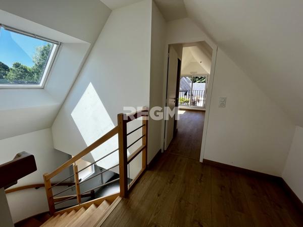 Dinard (35800) Dinard - Duplex T4 de 88 m2 orienté Sud-Ouest. 15mn à pied de la plage du Prieuré.