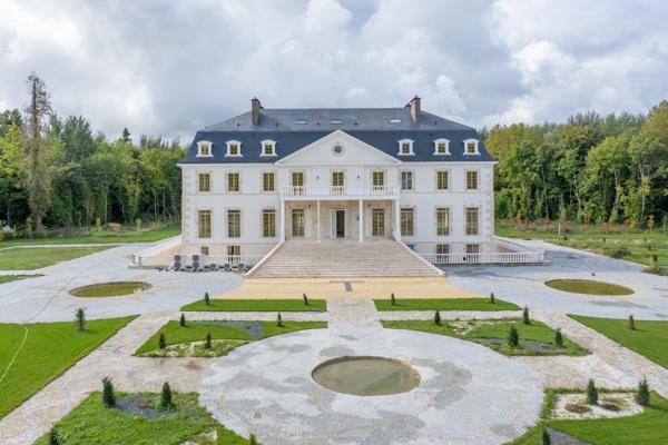 CHATEAU SAINT POUANGE