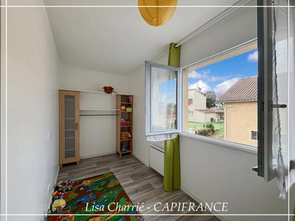 Maison à vendre 5 pièces ESTANG (32) d’environ 120 m2 habitables sur 105 m2 de jardin et deux garages attenants