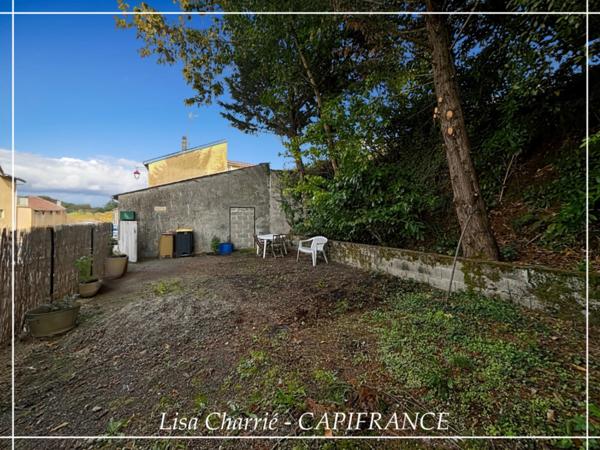 Maison à vendre 5 pièces ESTANG (32) d’environ 120 m2 habitables sur 105 m2 de jardin et deux garages attenants