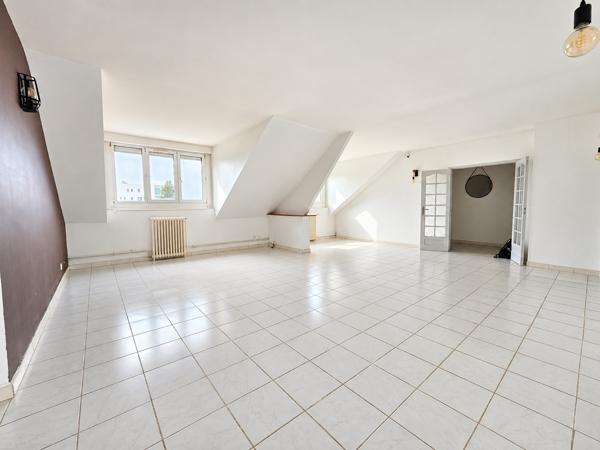 Appartement
         4 pièces
        - 105 m² Exclusivité 166 400 € *