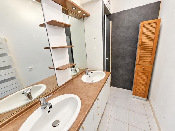 Appartement
         4 pièces
        - 105 m² Exclusivité 166 400 € *
