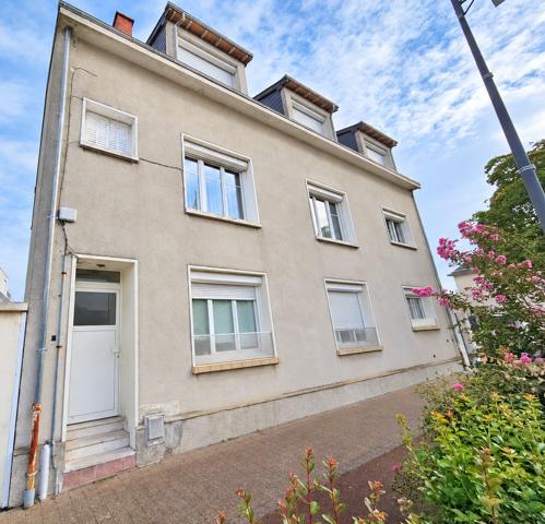 Appartement
         4 pièces
        - 105 m² Exclusivité 166 400 € *