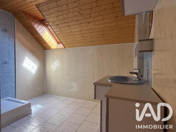 Maison à vendre 5 pièces 111,65 m² Nazelles-Négron