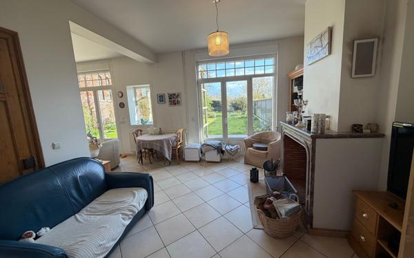 Maison à vendre    12 pièces •  Merville