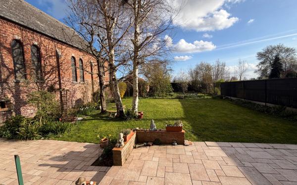 Maison à vendre    12 pièces •  Merville