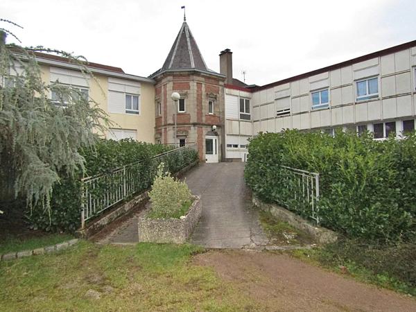 Vente Immeuble 1000 m2 à Saint-Dié-des-Vosges