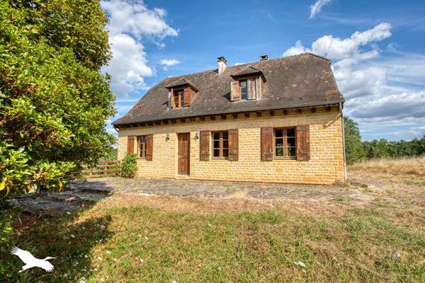 Maison à vendre |  Saint-Léon-sur-Vézère |  5 pièces | 140 m²