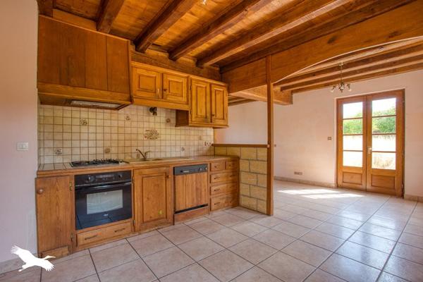 Maison à vendre |  Saint-Léon-sur-Vézère |  5 pièces | 140 m²
