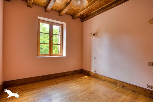 Maison à vendre |  Saint-Léon-sur-Vézère |  5 pièces | 140 m²