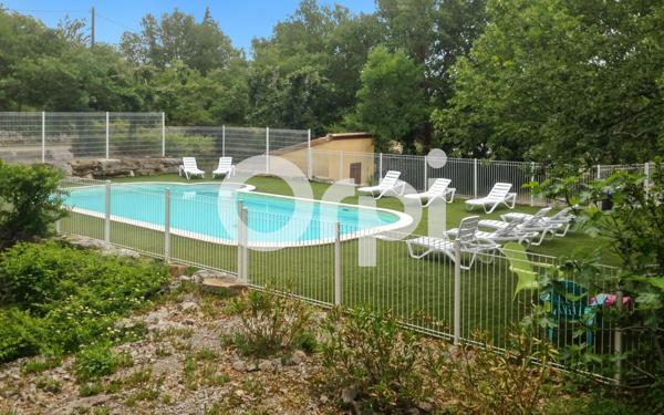 Maison à vendre    18 pièces •  Saint-Alban-Auriolles