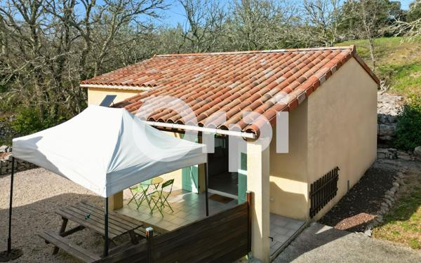 Maison à vendre    18 pièces •  Saint-Alban-Auriolles