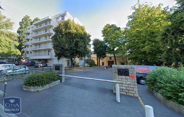 Appartement à louer 1 pièce 46.79m²