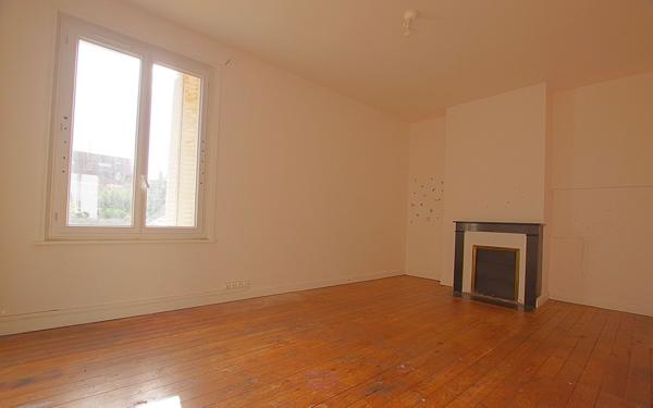 Maison à vendre    6 pièces •  Ham