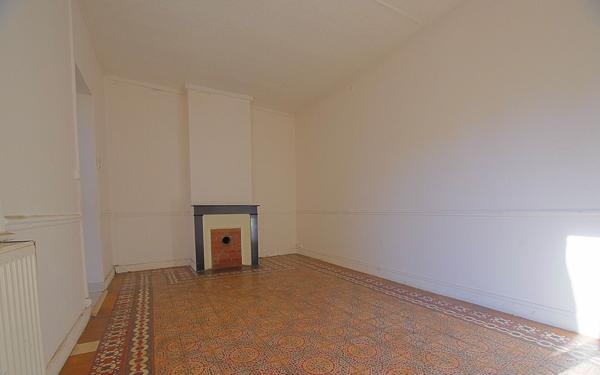 Maison à vendre    6 pièces •  Ham