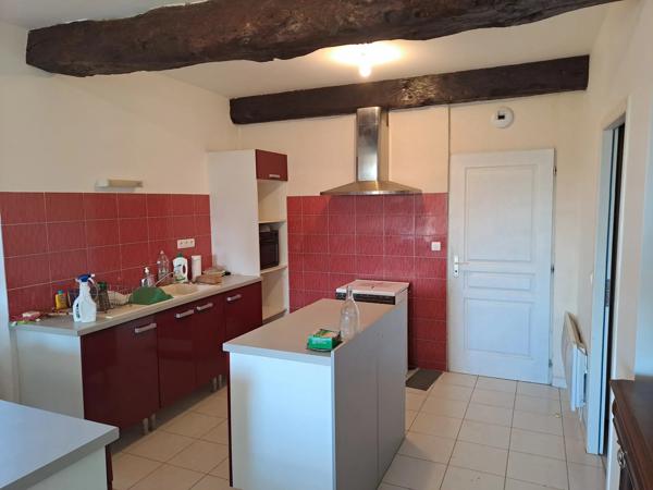 Demeure historique du XIIIème siècle – à finir de rénover