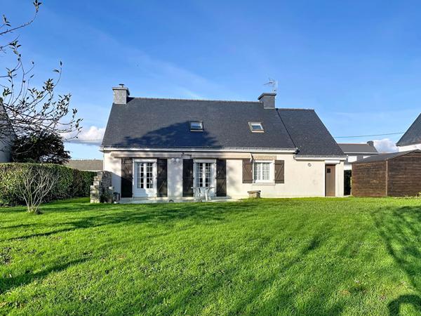 Maison de plain pied avec grenier aménageable à vendre à Damgan