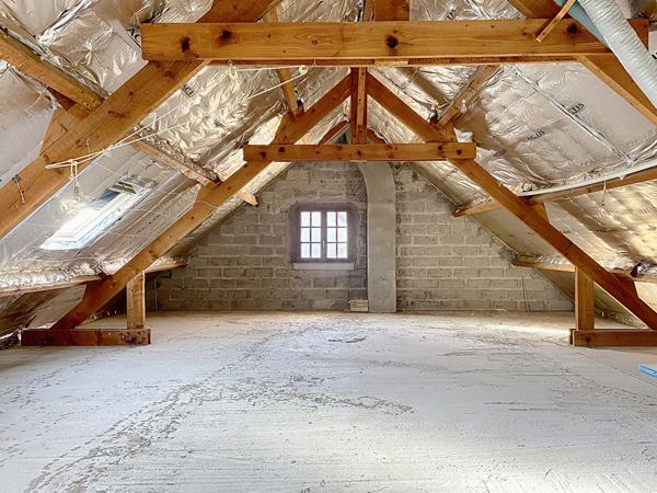 Maison de plain pied avec grenier aménageable à vendre à Damgan