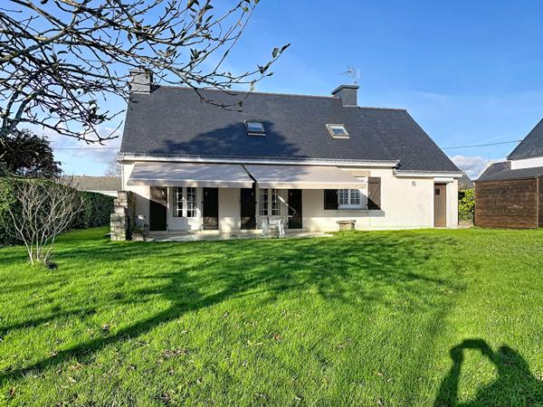 Maison de plain pied avec grenier aménageable à vendre à Damgan