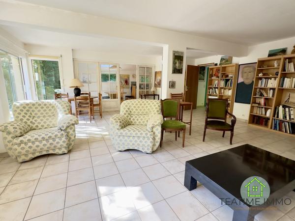 Maison d'architecte en pleine forêt