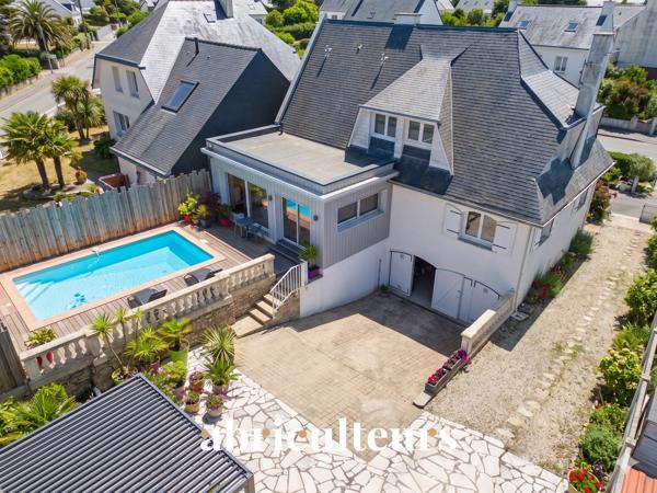 Maison de 141 m² avec jardin, piscine 6 pièces Le Croisic