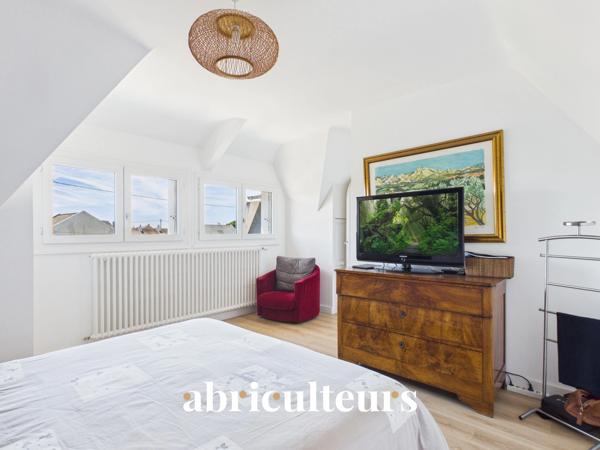Maison de 141 m² avec jardin, piscine 6 pièces Le Croisic