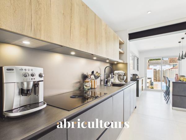 Maison de 141 m² avec jardin, piscine 6 pièces Le Croisic