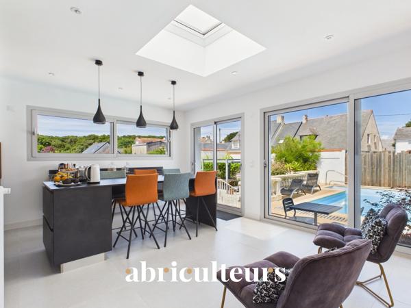 Maison de 141 m² avec jardin, piscine 6 pièces Le Croisic