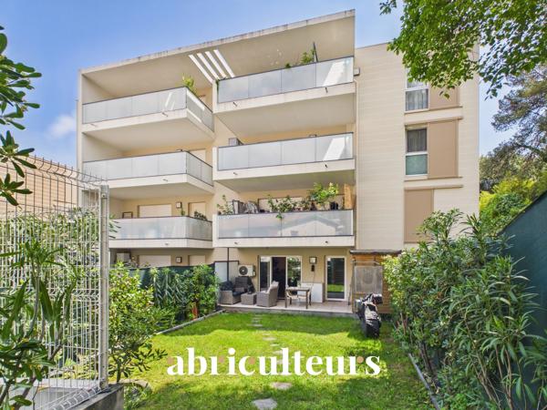 Menton (Bas Borrigo) Superbe T2 de 47 m² avec plus de 100 m² d'extérieur