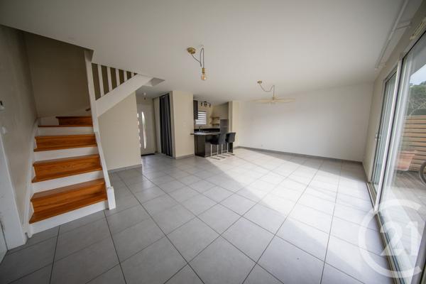 Maison à vendre  5 pièces - 87,10 m2 LE TAILLAN MEDOC - 33