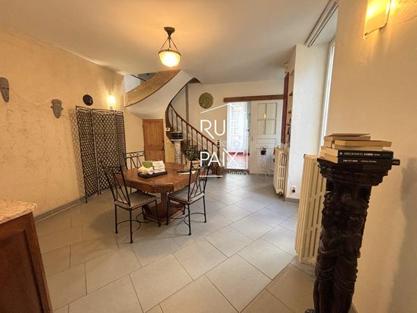 86000 POITIERS Maison de caractère - Centre de Poitiers avec terrasse panoramique