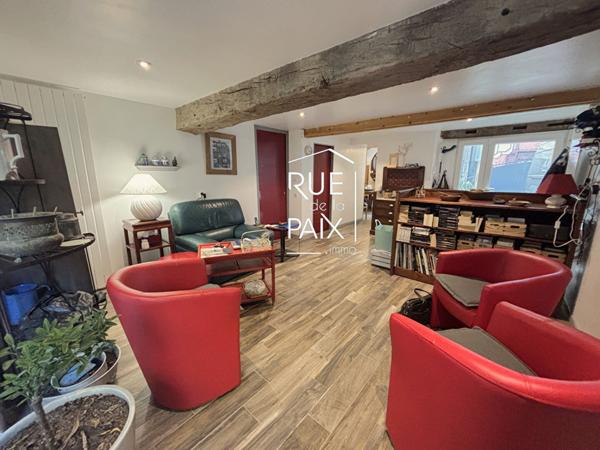 86000 POITIERS Maison de caractère - Centre de Poitiers avec terrasse panoramique