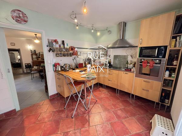 86000 POITIERS Maison de caractère - Centre de Poitiers avec terrasse panoramique