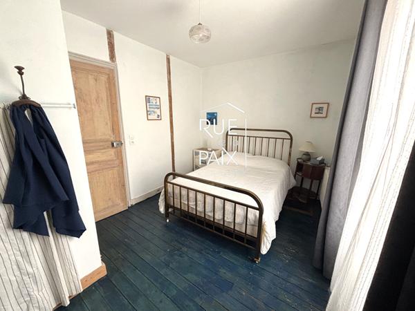 86000 POITIERS Maison de caractère - Centre de Poitiers avec terrasse panoramique