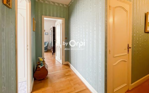 Maison à vendre    5 pièces •  Montluçon