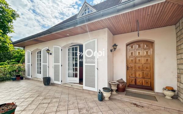 Maison à vendre    5 pièces •  Montluçon