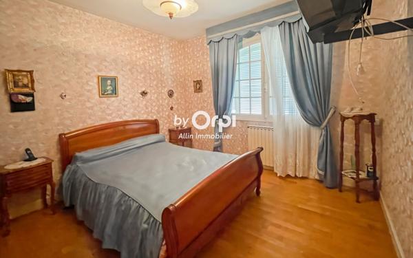 Maison à vendre    5 pièces •  Montluçon