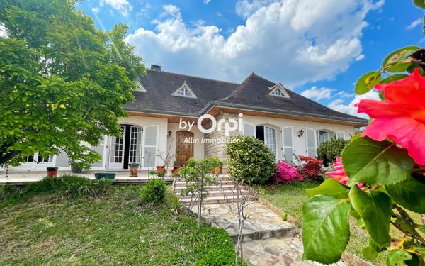 Maison à vendre    5 pièces •  Montluçon