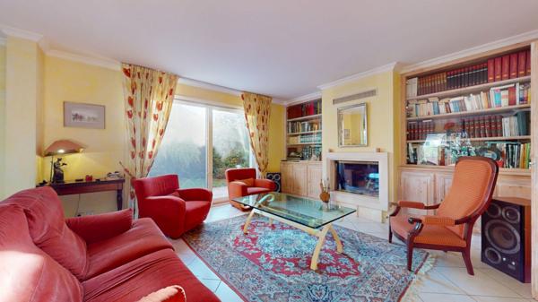 Maison Ambilly 6 pièce(s) 144 m²