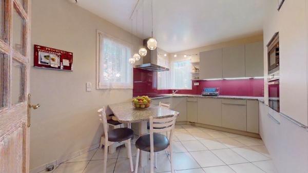 Maison Ambilly 6 pièce(s) 144 m²