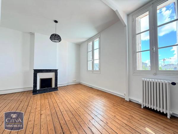 Appartement à louer 4 pièces 107.21m² Tours (37000)