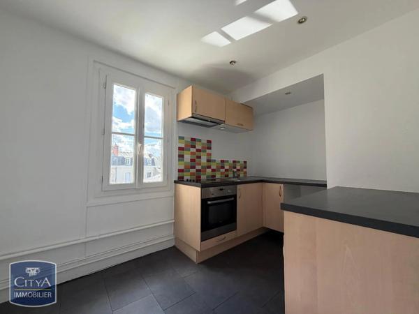 Appartement à louer 4 pièces 107.21m² Tours (37000)