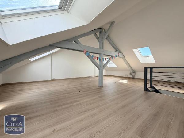 Appartement à louer 4 pièces 107.21m² Tours (37000)