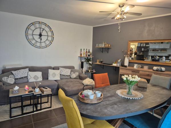 Appartement T2 de 55m2 avec jardinet et place de parking