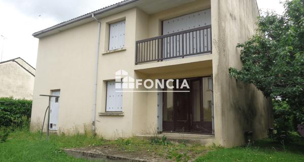 À vendre Maison 6 pièces 122 m² - Gien 45500
