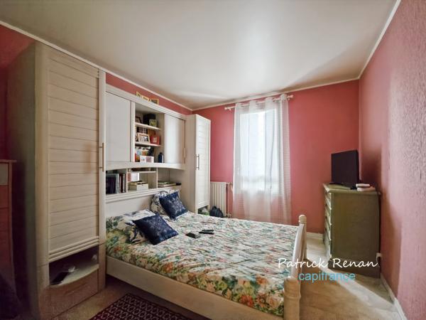 Maison à vendre 7 pièces, P7, PLAISIR (78) garage, 5 chambres